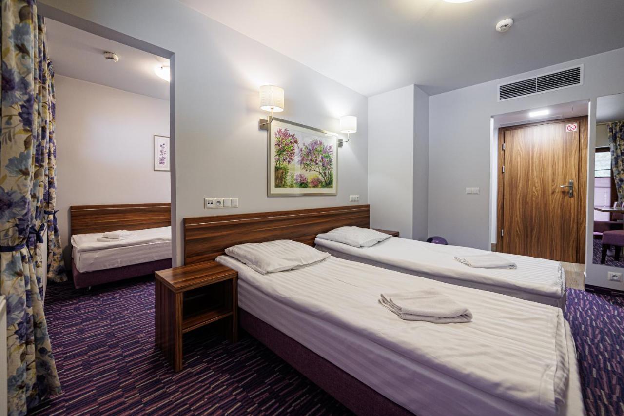 Lesne Patio Hotel Katowice Exterior photo