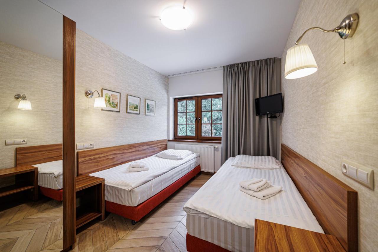Lesne Patio Hotel Katowice Exterior photo